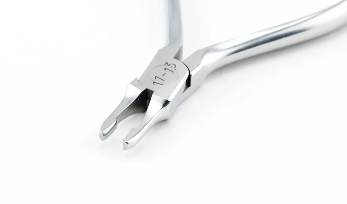 Orthodontic band contouring Plier