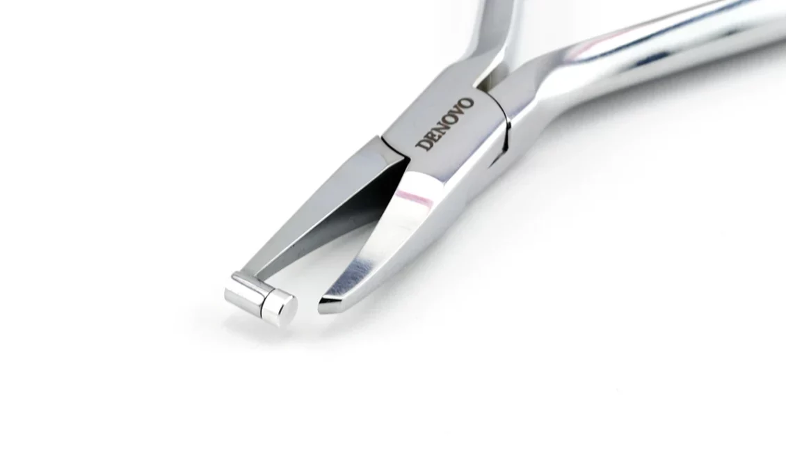 Posterior Band Removing Plier with a long neck and aluminum fitted inserts